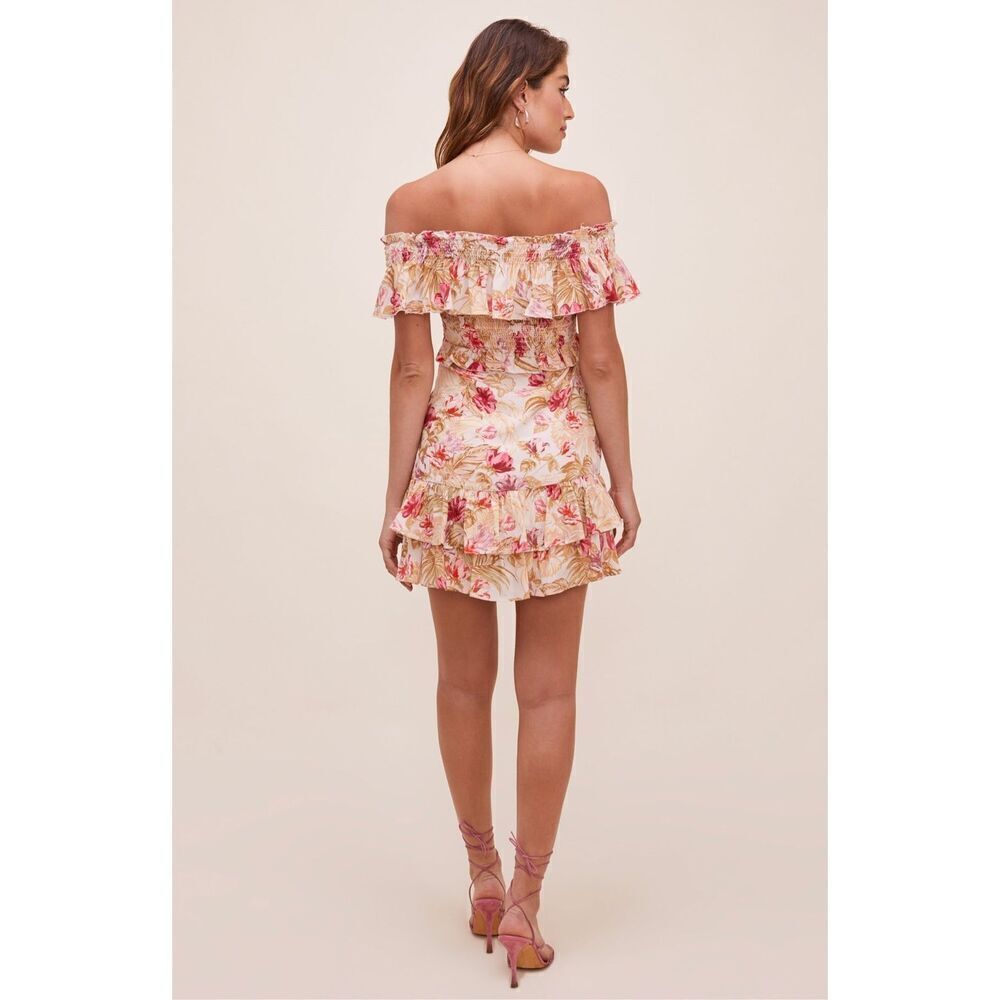 ASTR FLORAL RUFFLE DRESS SIZE SMALL - Picture 2 of 8